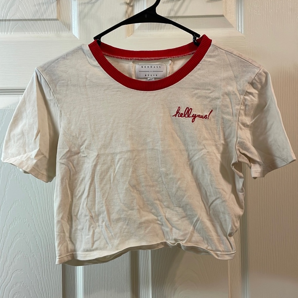 Kendall and Kylie cut out crop top